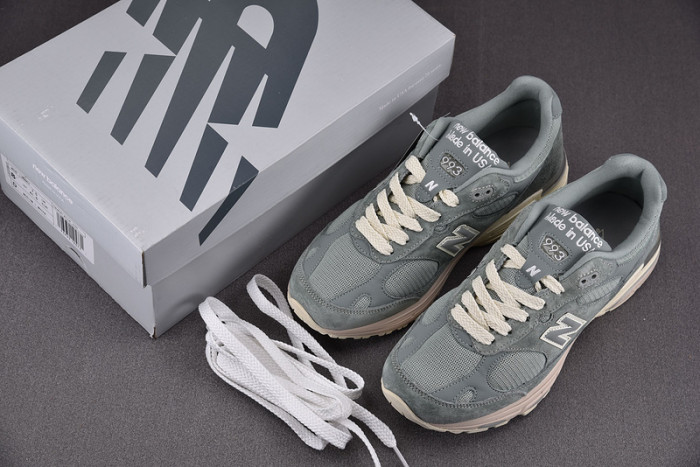 NEW BALANCE 2002 NB000023
