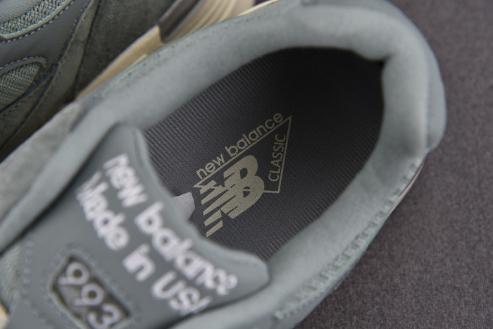 NEW BALANCE 2002 NB000023