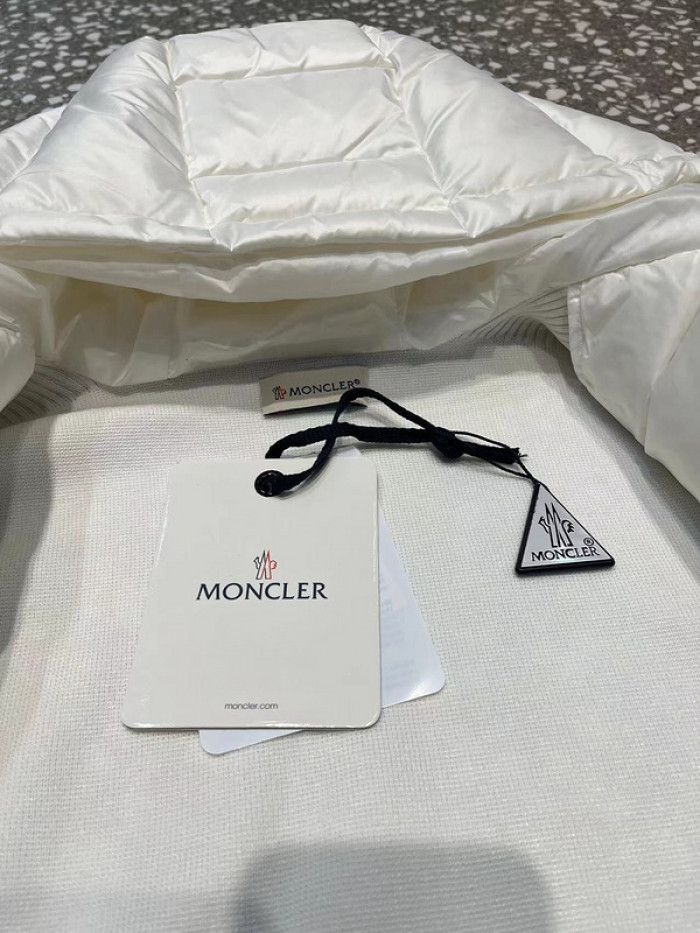 Moncler Down Jacket 51