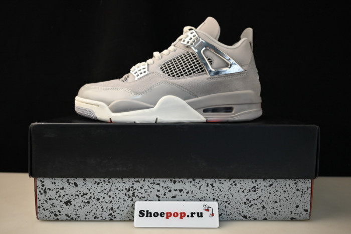 Air Jordan 4 Womens Frozen Moments AQ9129-001