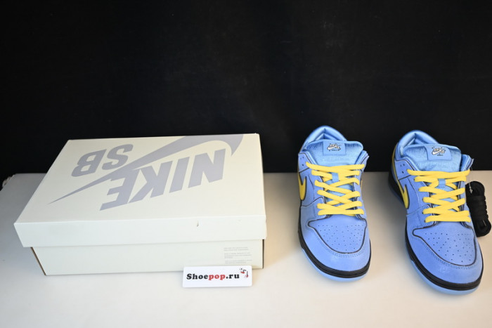 The Powerpuff Girls x Nike SB Dunk Low Bubbles FZ8320-400