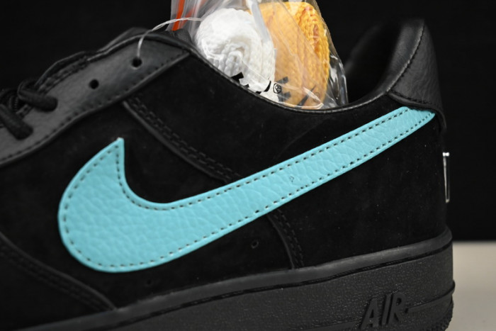Nike Air Force 1 Low SP Tiffany And Co DZ1382-001