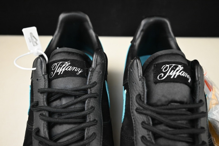 Nike Air Force 1 Low SP Tiffany And Co DZ1382-001