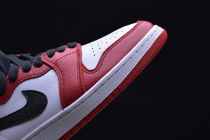 The Air Jordan 1 Rebel “Chicago” red AT4151-100