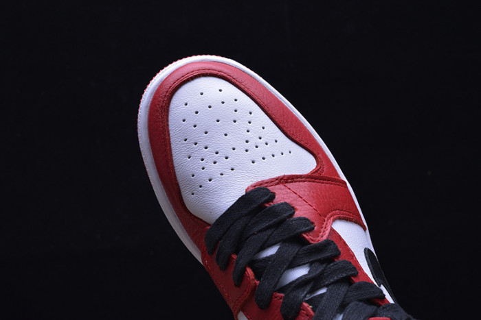 The Air Jordan 1 Rebel “Chicago” red AT4151-100