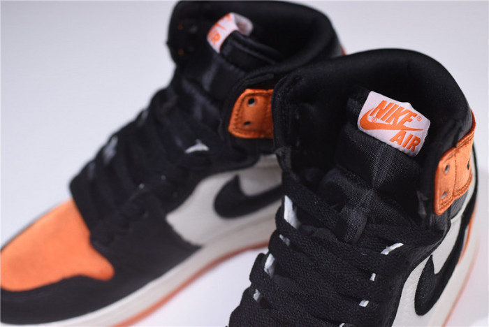 Air Jordan 1 Retro Satin Shattered Backboard AV3725-010