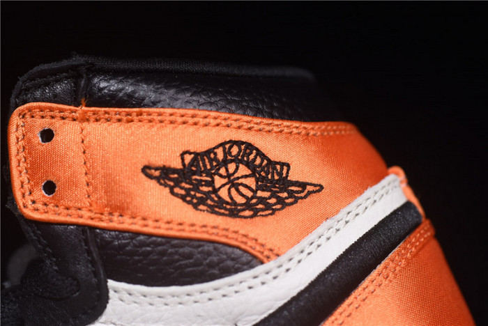 Air Jordan 1 Retro Satin Shattered Backboard AV3725-010
