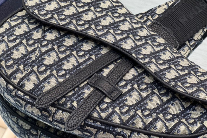 Dior BAG 36