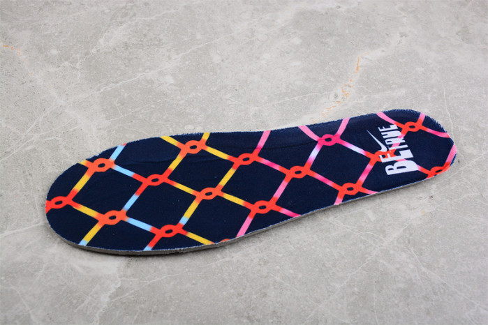 Nike SB Dunk Low Be True DX5933-900