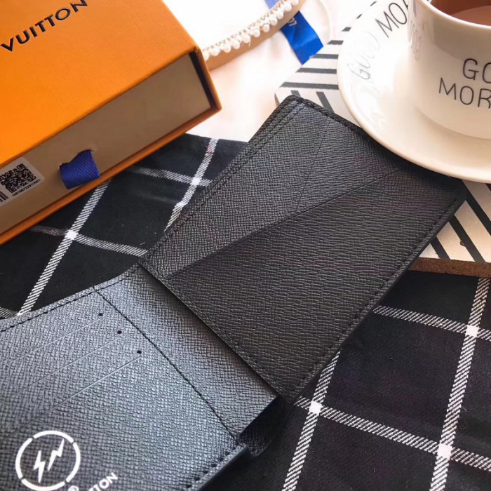 L&V WALLET1