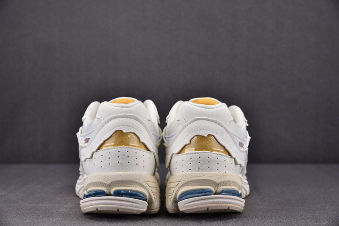 NEW BALANCE 2002 NB000021