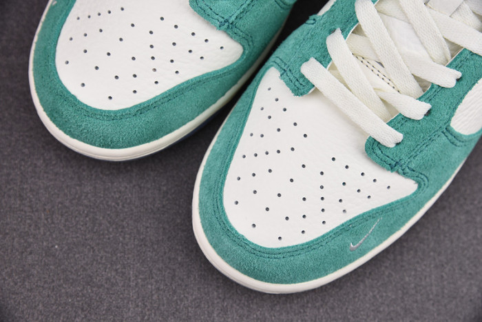 Nike Dunk Low Kasina Neptune Green  CZ6501-101