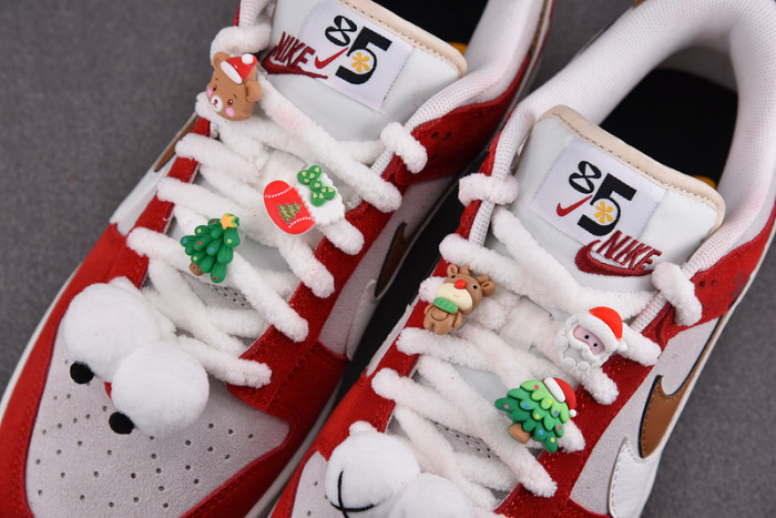 Nike SB Dunk Low 85 Christmas DO9457-112