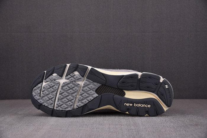 NEW BALANCE NB990 NB000026