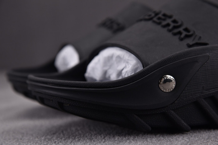 BURBER*Y Sandal7
