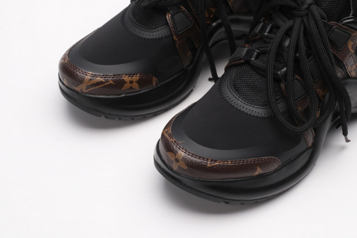 LV snekaers L000006