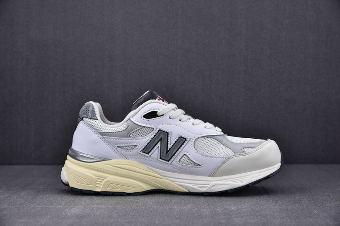 NEW BALANCE 992 NB000009