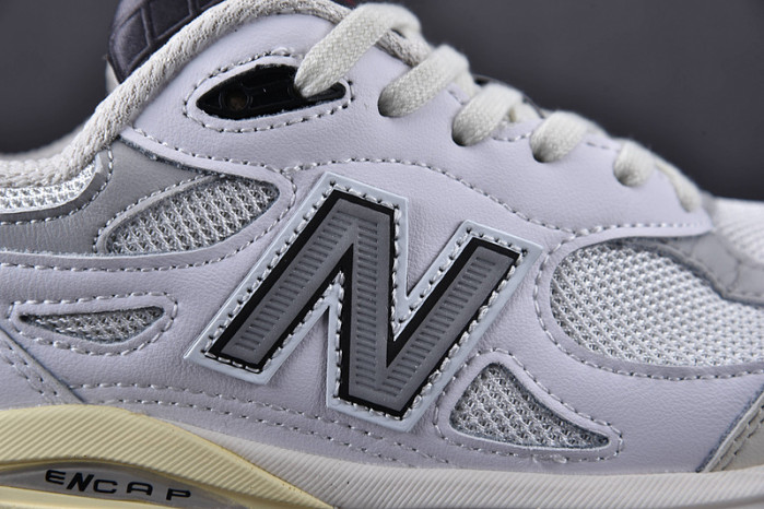 NEW BALANCE 992 NB000009