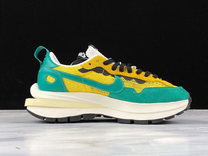 Sacai x Nike Pegasus VaporFly SP BV0073-103