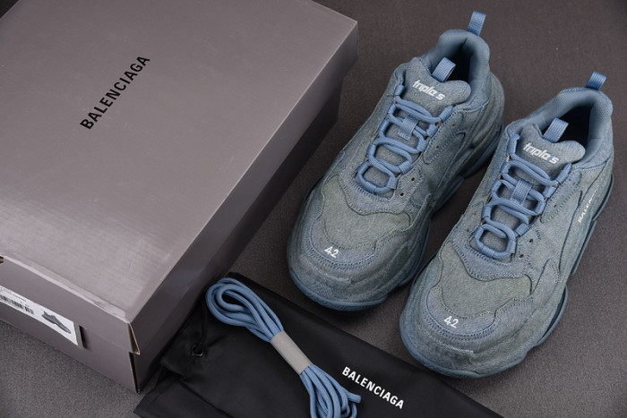 TRIPLES TRAINER SNEAKERS 2000070