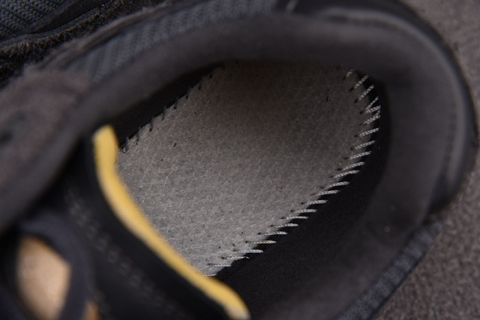 NEW BALANCE 2002 NB000019