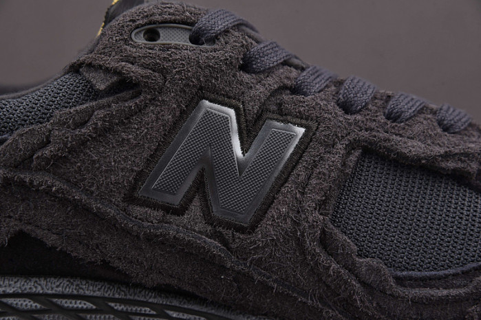 NEW BALANCE 2002 NB000019