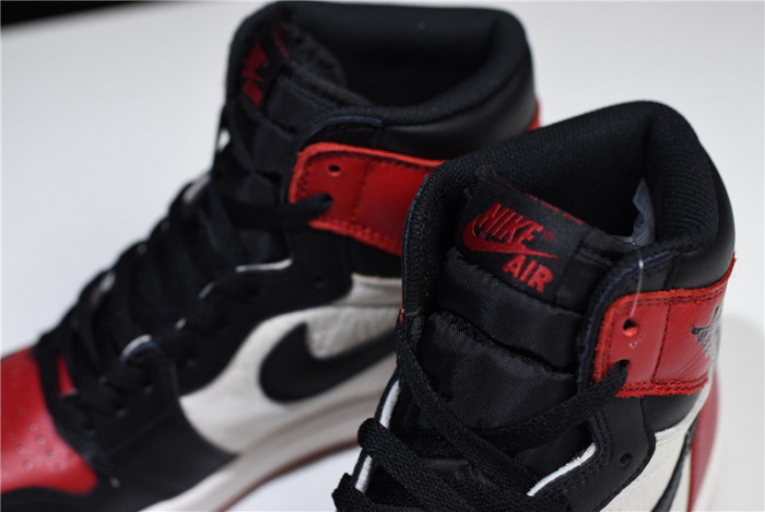 Air Jordan 1 Retro High OG Bred Toe  555088-610
