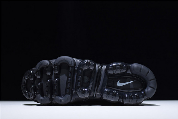 Nike Air VaporMax Plus Triple Black  924453-004