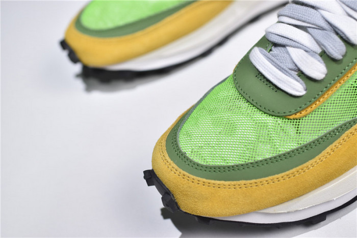 Sacai x Nike LDV Waffle  Green Gusto BV0073-300