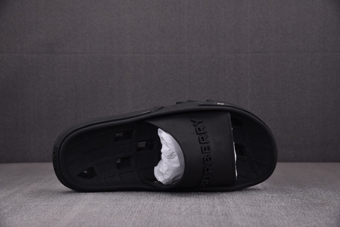 BURBER*Y Sandal7