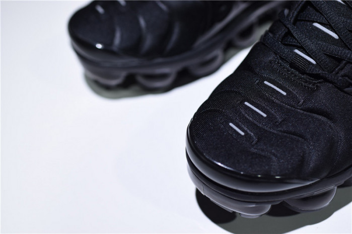 Nike Air VaporMax Plus Triple Black  924453-004