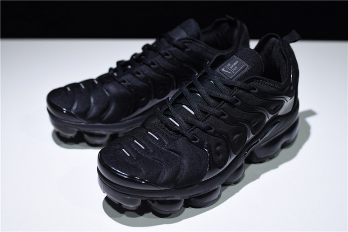Nike Air VaporMax Plus Triple Black  924453-004