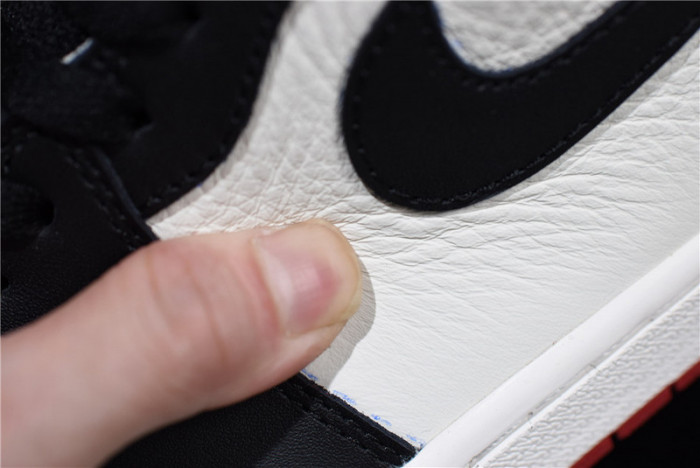 Air Jordan 1 Retro High OG Bred Toe  555088-610