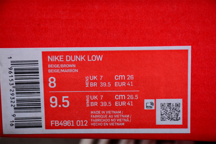 NIKE DUNK LOW MOCHA BROWN FB4961-012
