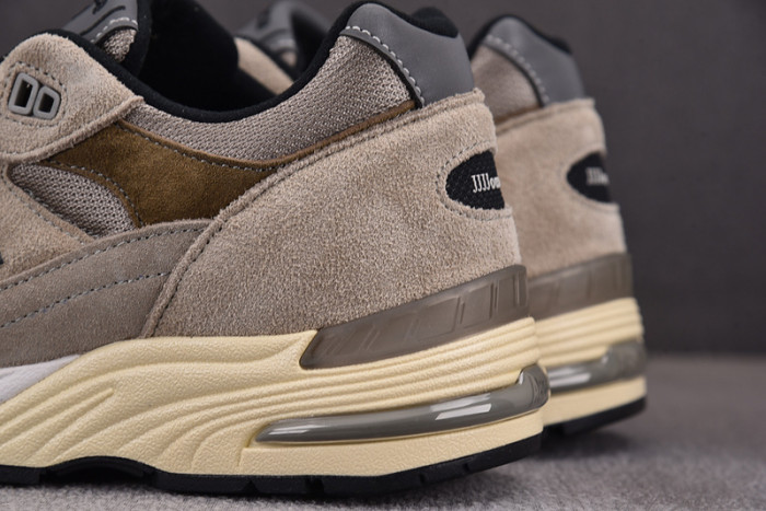 NEW BALANCE 991 NB000037