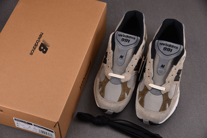 NEW BALANCE 991 NB000037