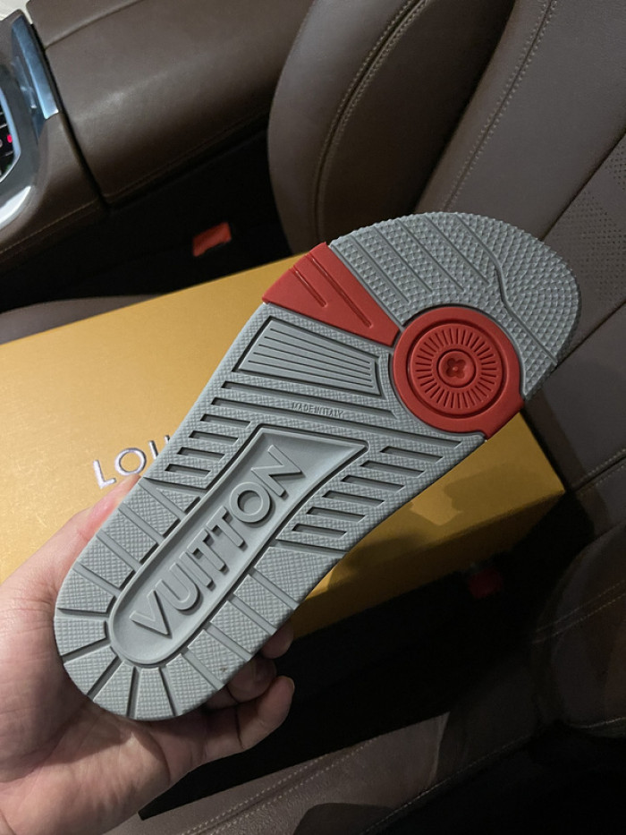 L&V sandal25