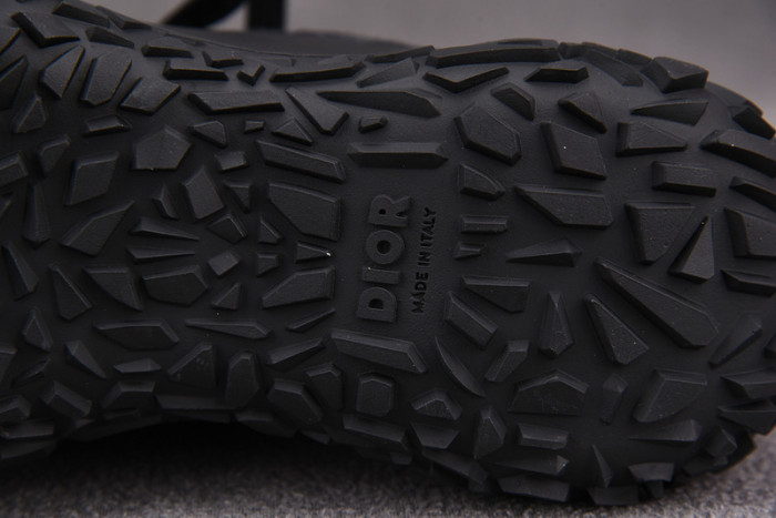 DIO* SNEAKERS B28 T0000-032