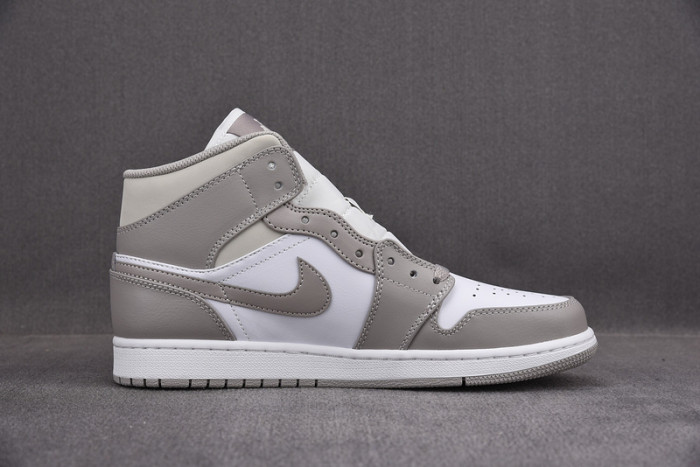 Air Jordan 1 Mid 