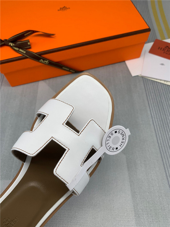 Herme* Sandal38