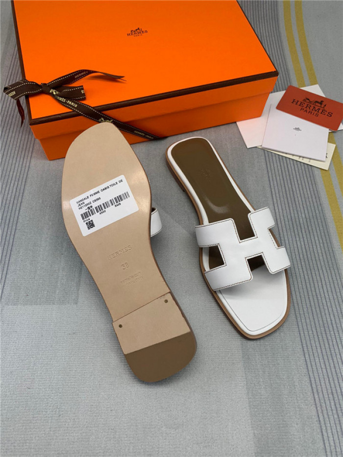 Herme* Sandal38