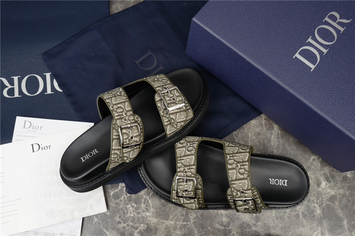 Dio*r sandal 30