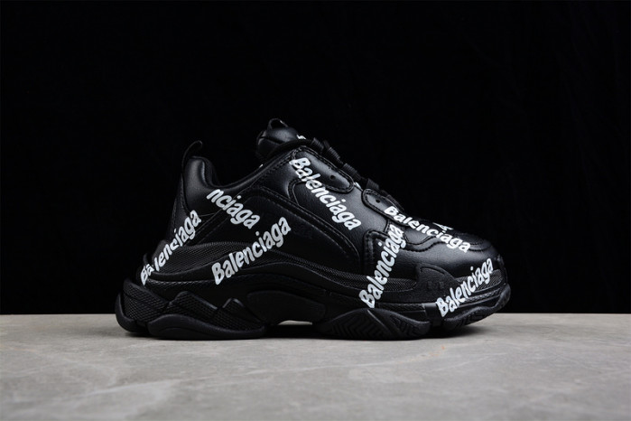 TRIPLES TRAINER SNEAKERS 2000059