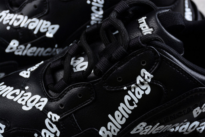 TRIPLES TRAINER SNEAKERS 2000059