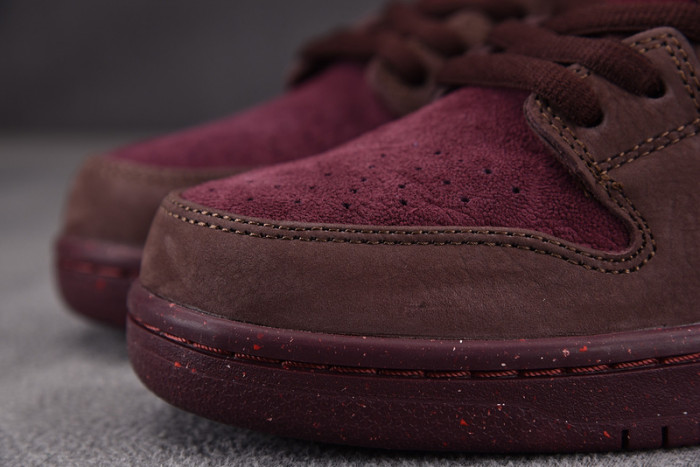 Nike SB Dunk Low Valentine