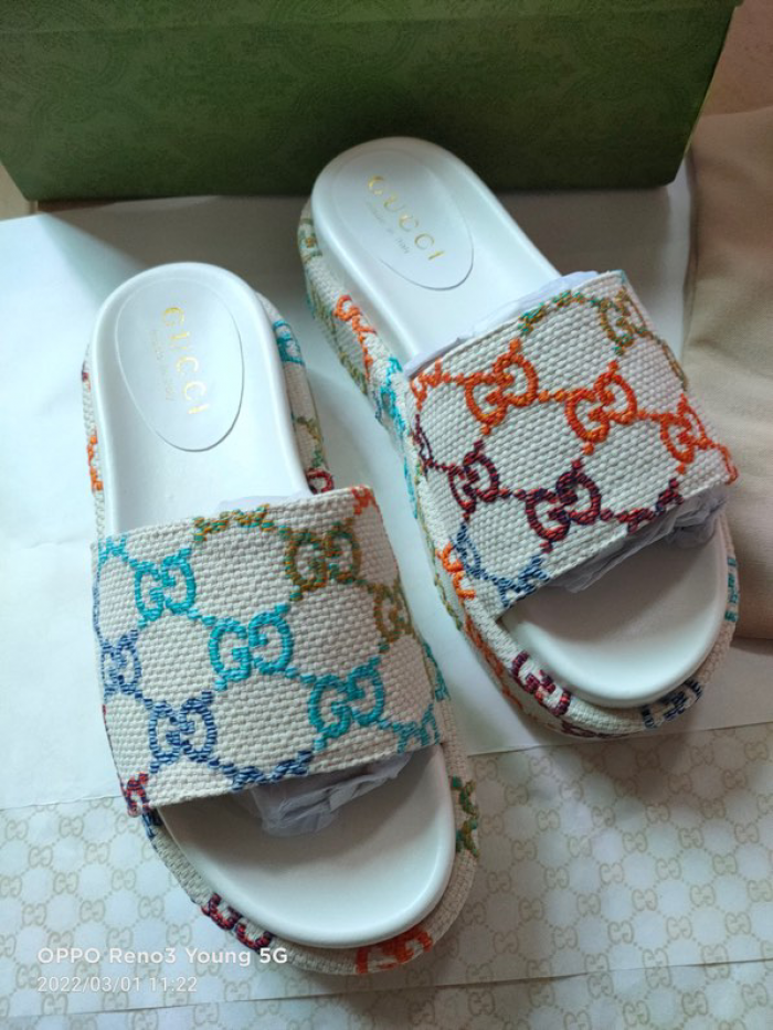 Gucc* Sandal99