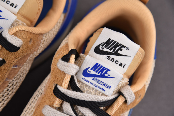 Nike Vaporwaffle sacai Sesame Blue Void DD1875-200