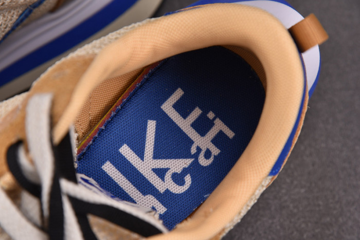Nike Vaporwaffle sacai Sesame Blue Void DD1875-200