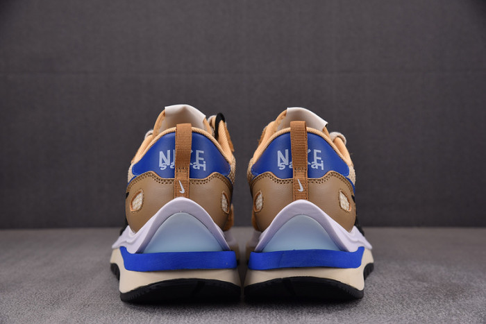 Nike Vaporwaffle sacai Sesame Blue Void DD1875-200