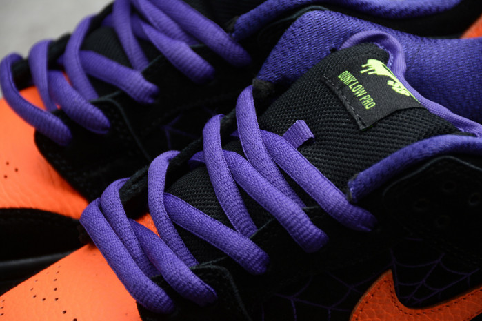 Nike SB Dunk Low Night of Mischief Halloween BQ6817-006
